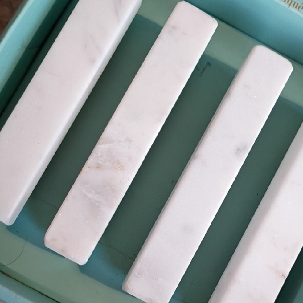 Set of 4 White Door Handles - Picture 3 of 3